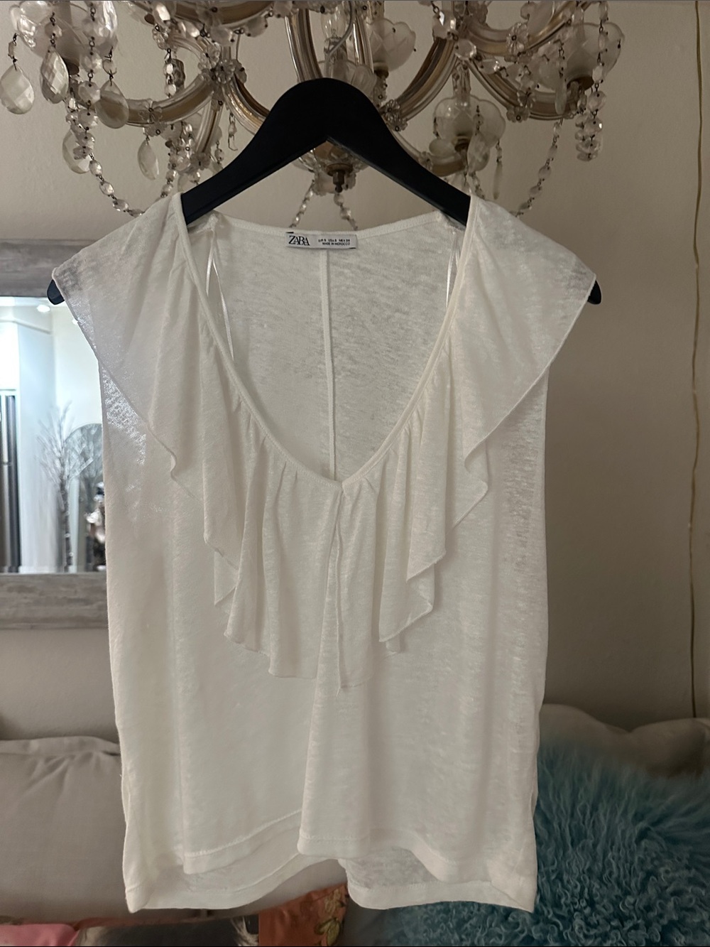 Zara White Ruffle V-Neck Sleeveless Camisole
